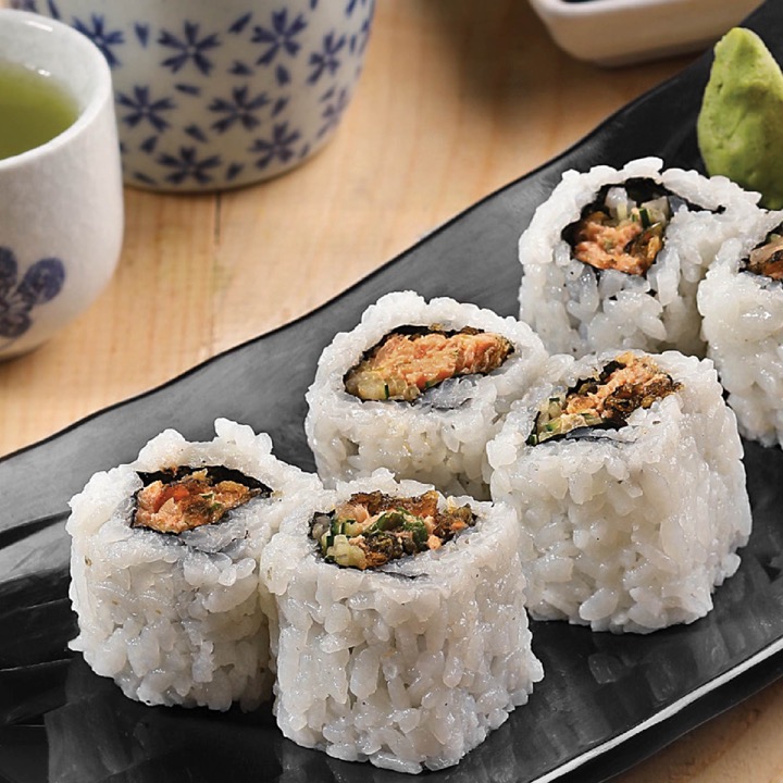 Foto menu Salmon Skin Roll