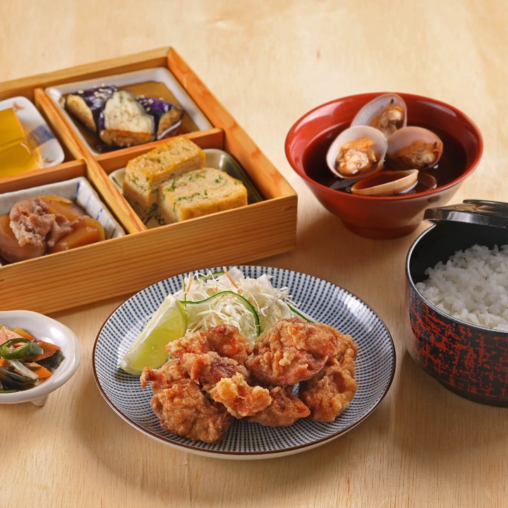 Foto menu Deepfried Chicken Set