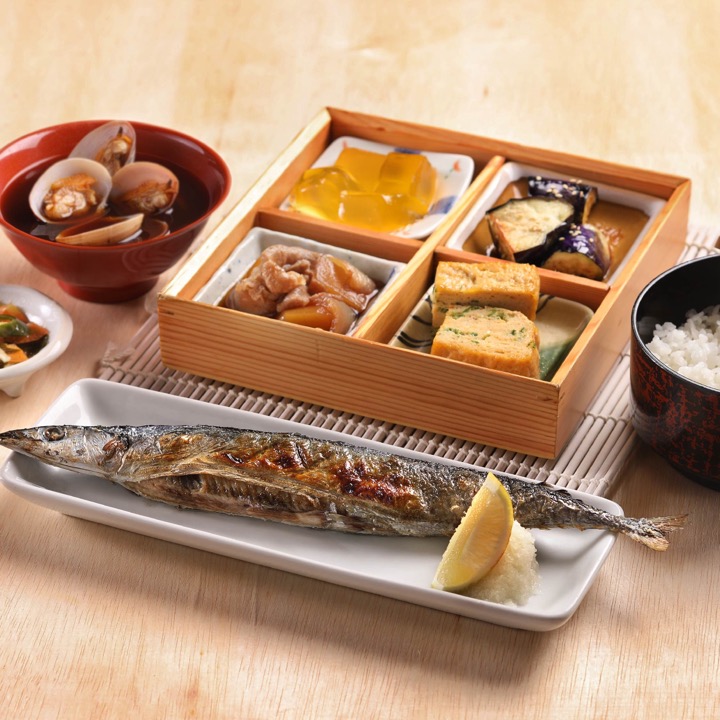 Foto menu Grilled Saury Set